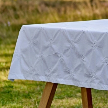 ALT for damerne abonnement + Södahl dug broderet blå